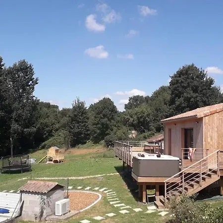 Maison Accueillante Avec Piscine A