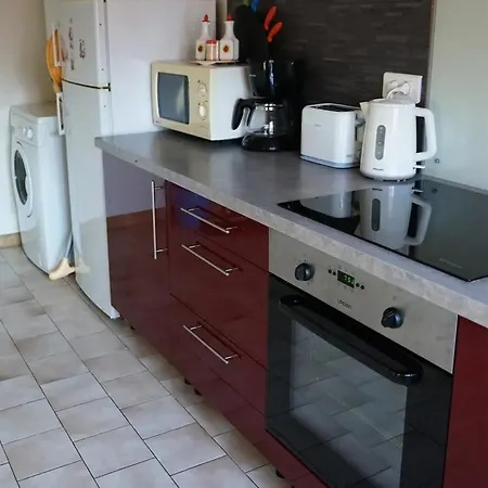 Maison Accueillante Avec Piscine A Tatil Evi